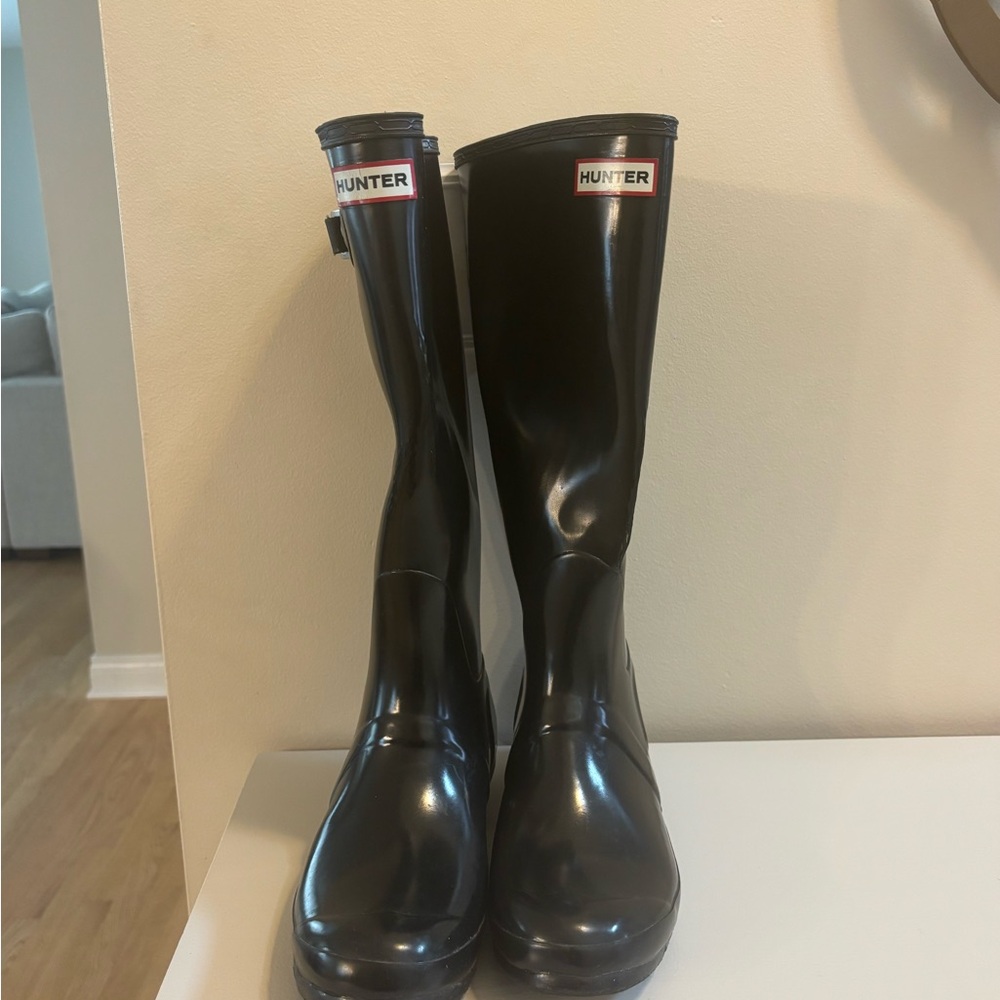 Hunter Glossy Black Boots
